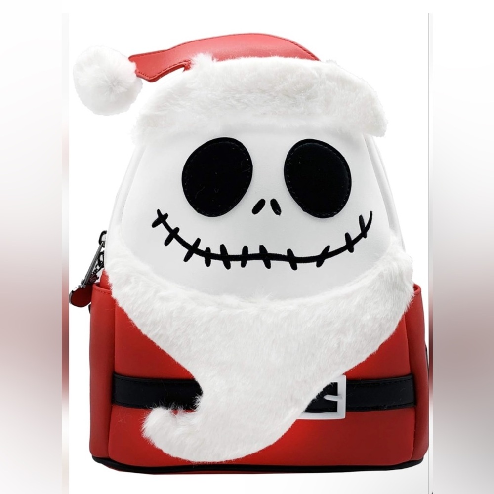 Loungefly Disney Nightmare before
Christmas Santa Jack Cosplay Mini
Backpack EUC